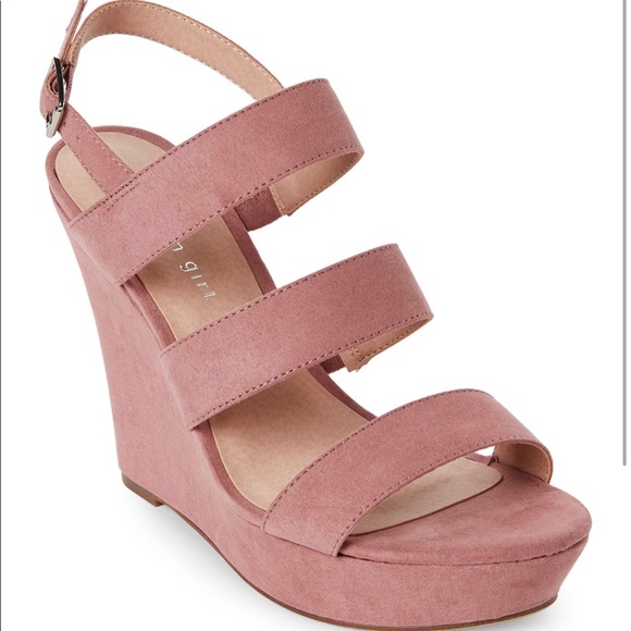 mauve colored wedges